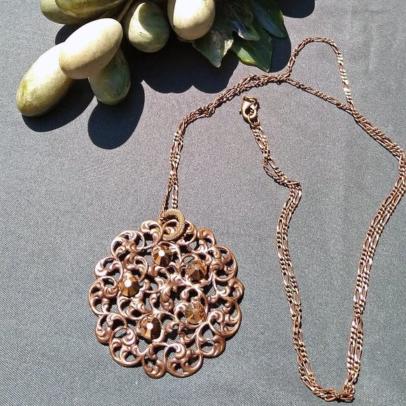 NWOT Pendant w/Natural Brass Filigree and Copper Flatback Austrian Crystals 36" - Picture 1 of 6